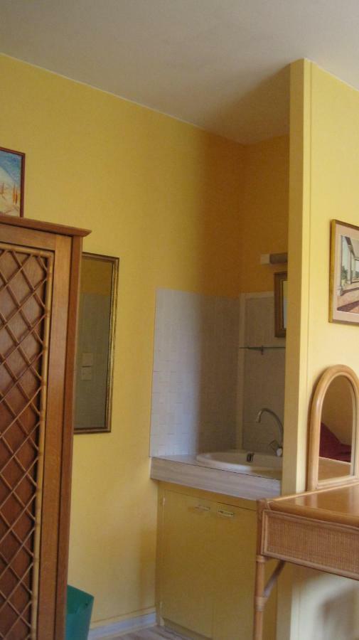 Maison Saint Louis باراي-لو-مونيال الغرفة الصورة